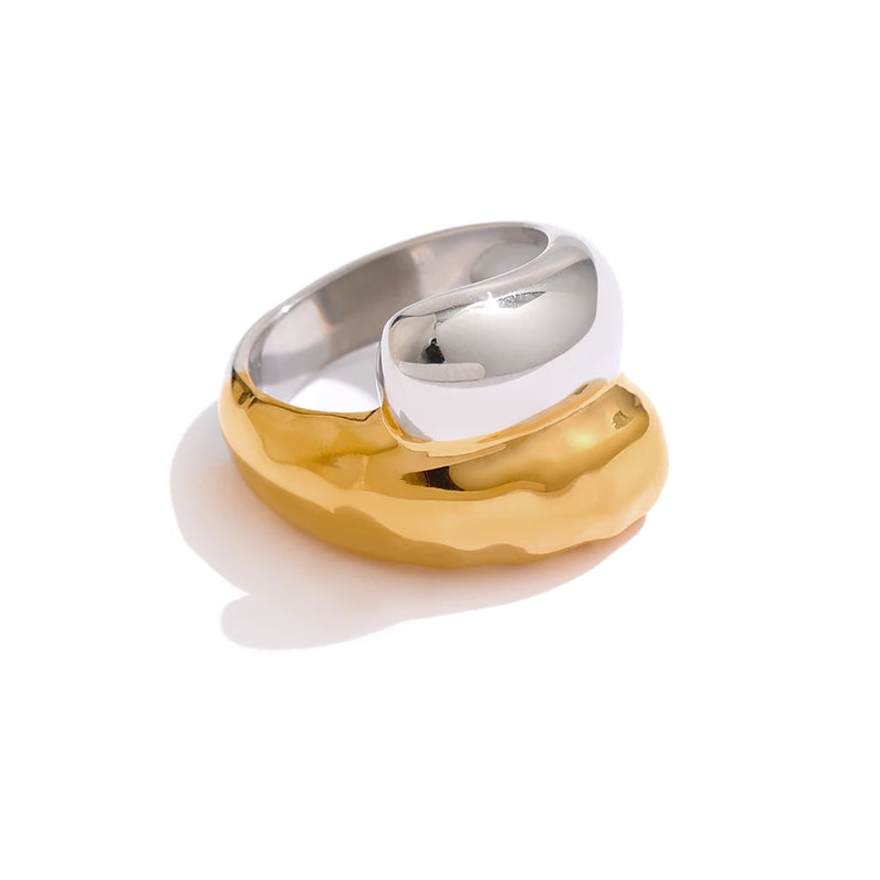 Anel Twist - Banhado a Ouro 18K