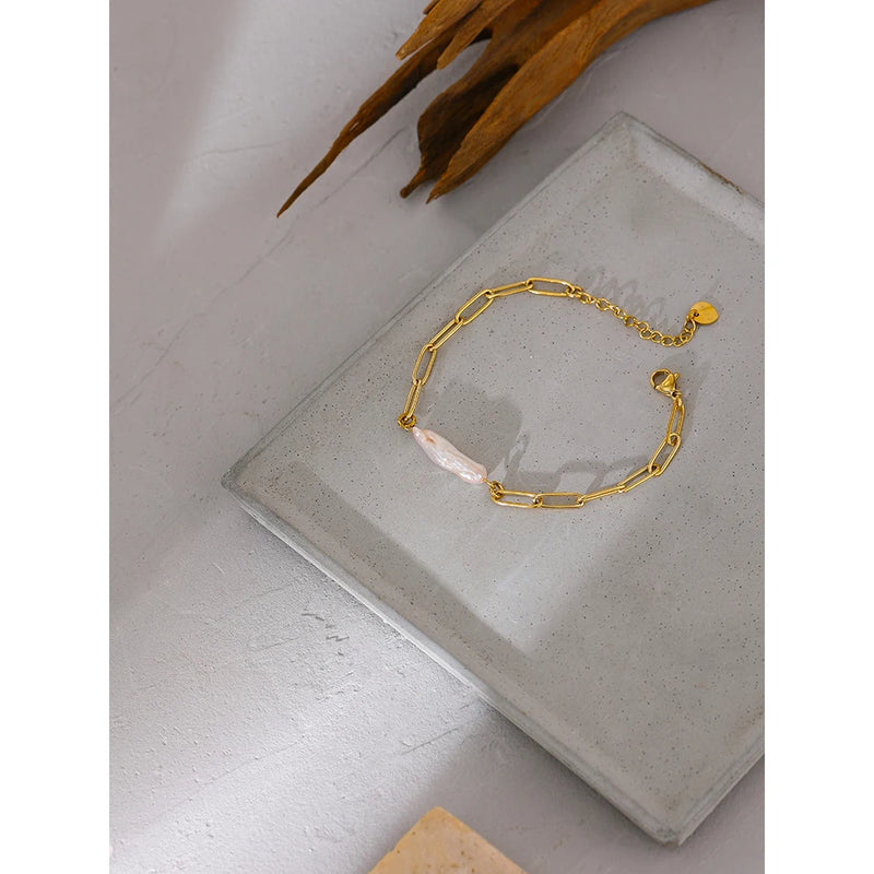 Bracelete Soberana com Perolas Naturais Banhado a Ouro 18K