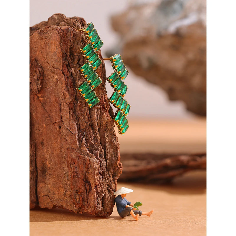 Trendy Earring with Zirconia Stone