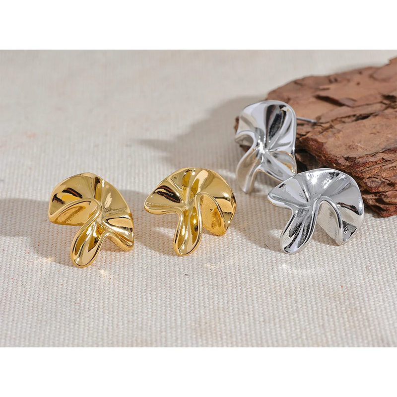 Brinco Irregular - Em Prata e Dourado