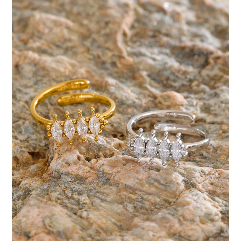 Anel Prisma com Pedras em Zircónia banhado a Ouro 18K