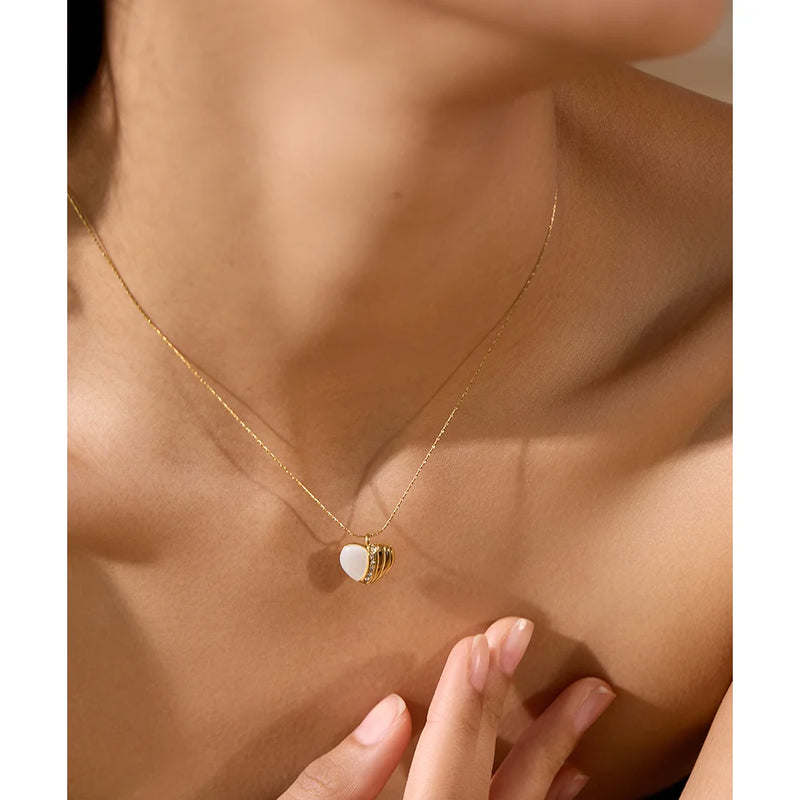 Romance Necklace with natural stone and Zirconia