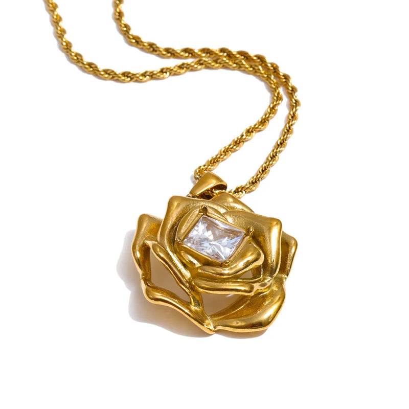 Conjunto Julieta Banhado a Ouro 18K Com pedras em Zirconia