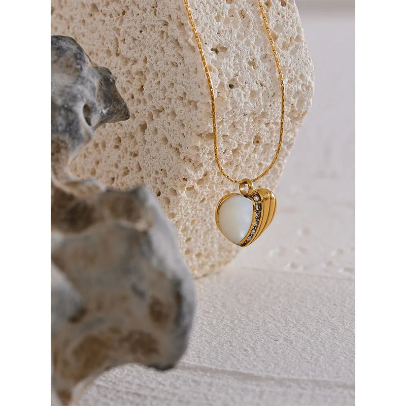 Romance Necklace with natural stone and Zirconia