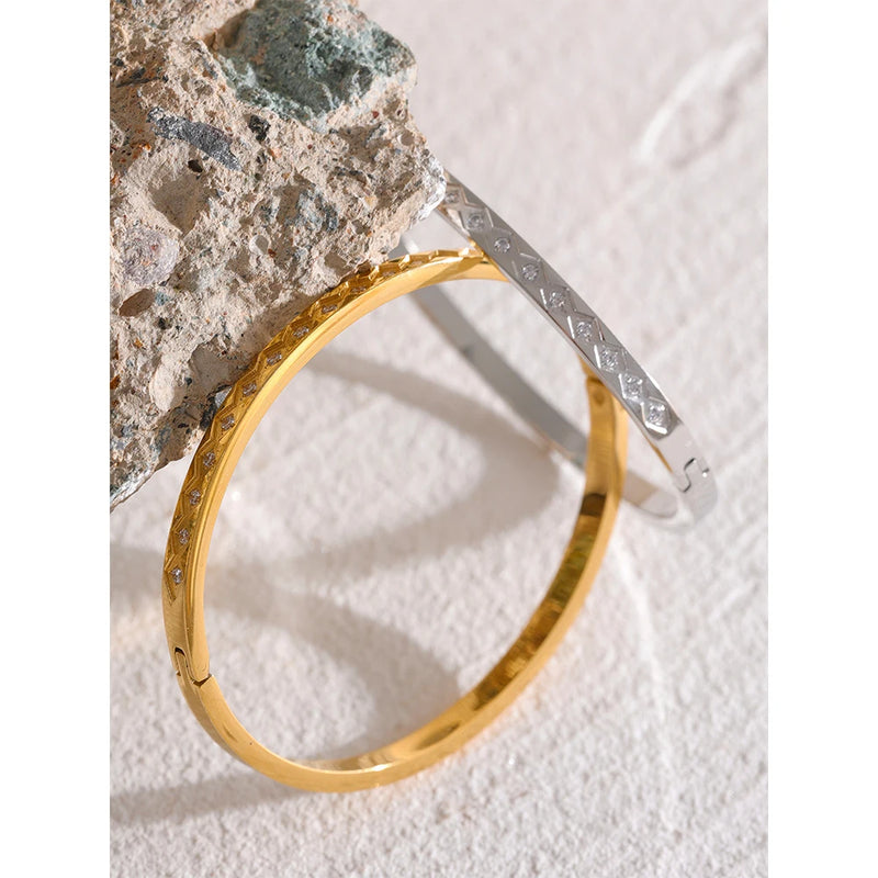Bracelete Monarca com Pedras em Zircónia e Banhado a Ouro 18K