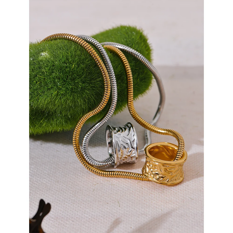 Mancha Necklace - 18K Gold Plated and Silver