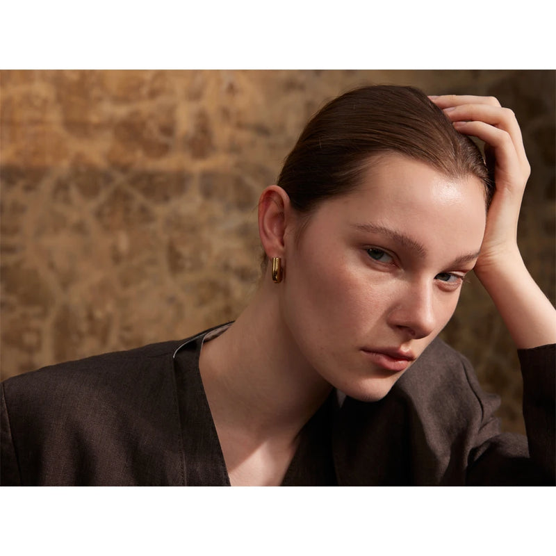 Brincos U-Shape banhados a Ouro 18K