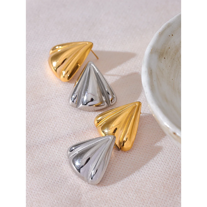 18K Gold Plated Shell Earring