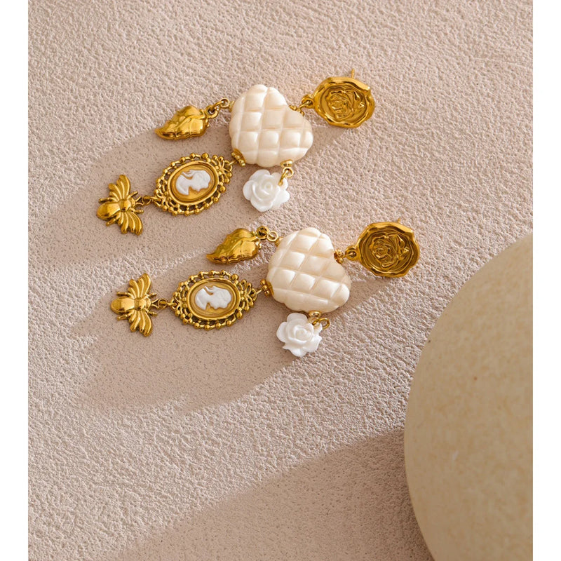Brincos Courtly Exclusive