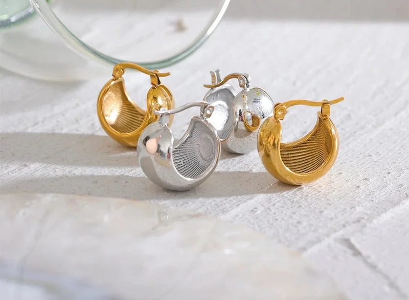 Shell Earrings in Gold and Silver
