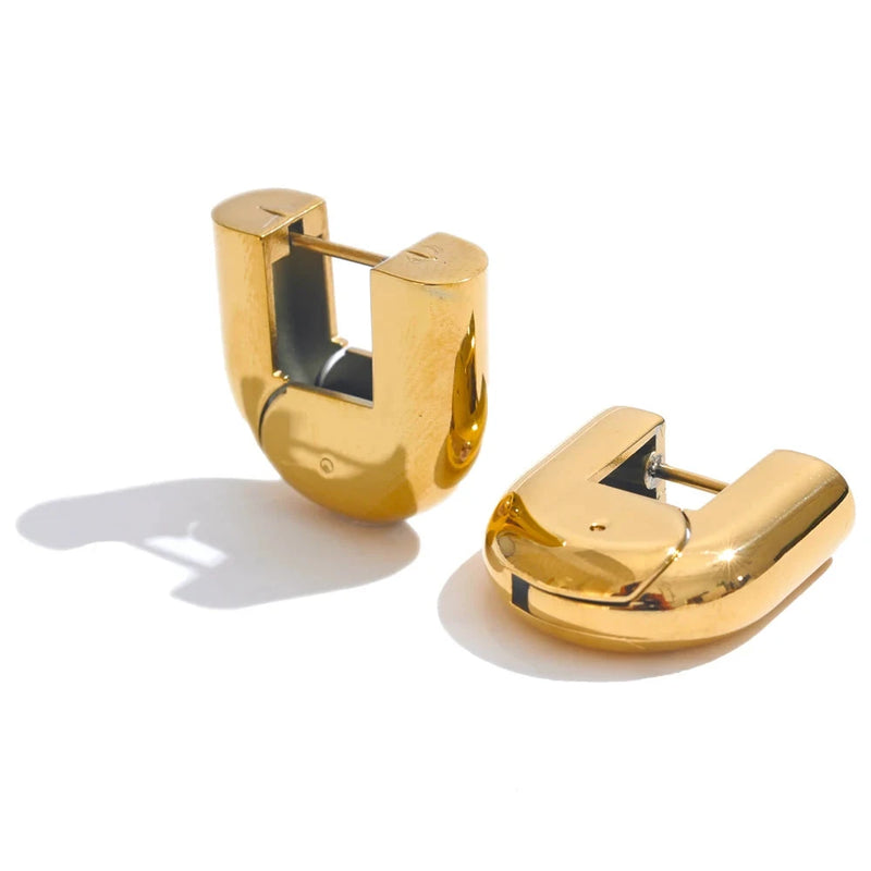 Brincos U-Shape banhados a Ouro 18K