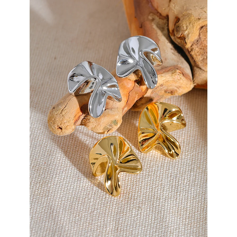 Brinco Irregular - Em Prata e Dourado