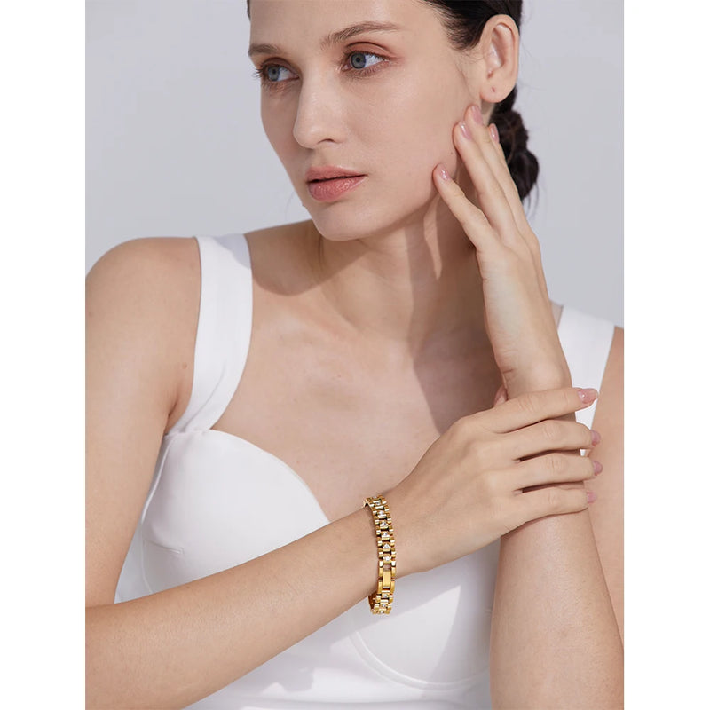 Bracelete Verus - Com Pérolas Naturais e pedras em Zircónia banhada a Ouro 18K