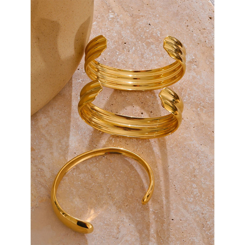 Bracelete Azaleia Banhado a Ouro 18K